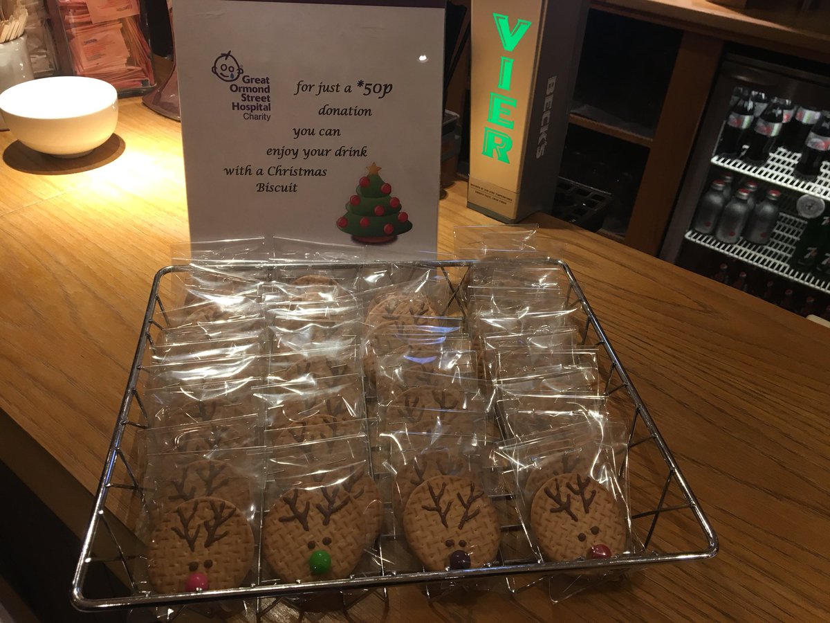 Christmas Biscuits 🎄☃️❄️🍪 <a href="/PiFossePark/">LeicesterFosseParkPI</a> #mostloved #premierinn