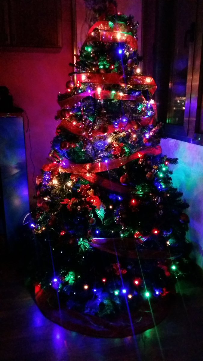 160661's tweet image. #feliz #Navidad2017 @BadajozOnlineTv @cope_badajoz @cope_badajoz @leitonca @SERBadajoz @Culbadajoz @WillyCorleone1 @MartesCarnaval