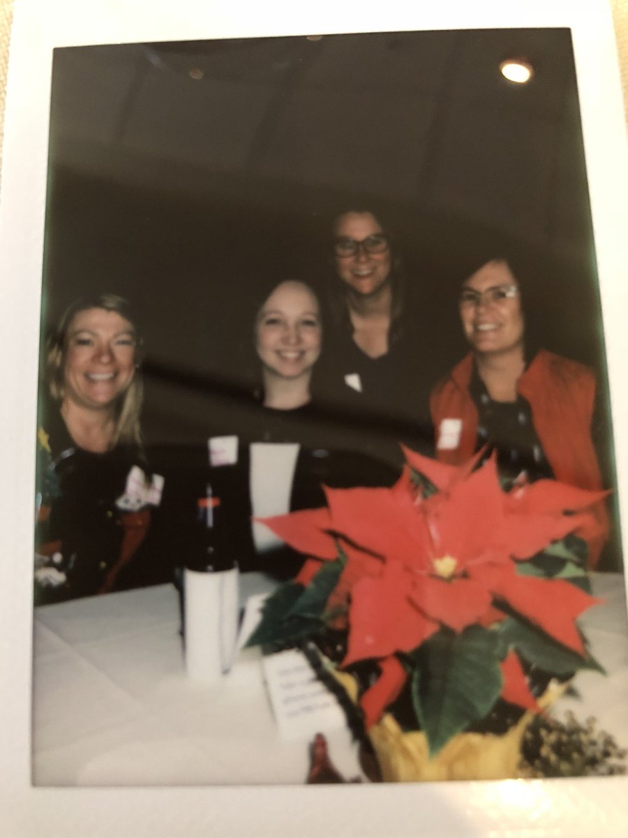 LyndeeU's tweet photo. #mktalk holiday @JulieFeller @JohnkMcKayla https://t.co/afwzdgHfly