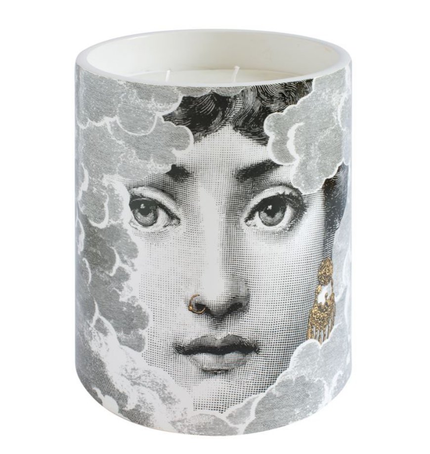 #Advent18 Head in the clouds... the Nuvola candle by #Fornasetti Profumi featuring the face of Lina Cavalieri, the Italian opera singer who was muse of Pietro Fornasetti (and was born on Christmas Day). Available from <a href="/Harrods/">Harrods</a> <a href="/PerfuMr/">JW Worth</a>