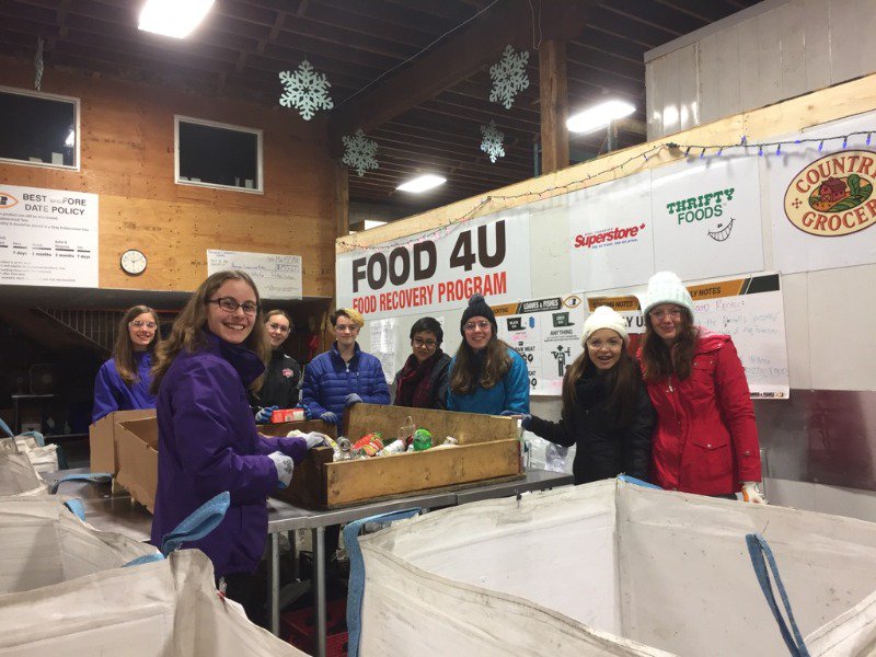 The Dover Bay Me To We Club came to volunteer last night and were a huge help!