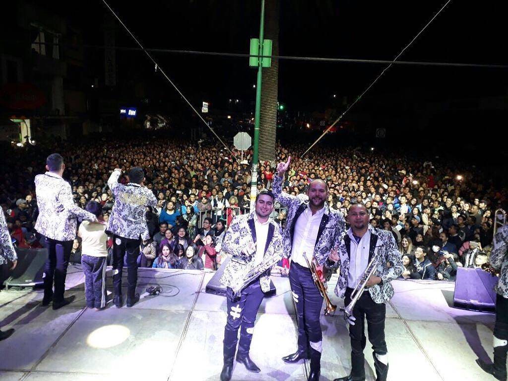tierrasagrada1's tweet photo. En #Apizaco en la #MaxiPosada cantando y divirtiéndonos con nuestra gente de Tlaxcala! #FamiliaTS #DeLoBuenoLoMejor #RemexMusic #PuroRemex #TerritorioDeÉxitos https://t.co/Jg6bzjVTae