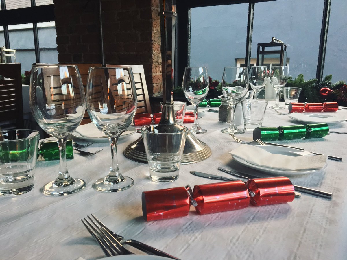 AmicusCork's tweet photo. The festivities are none stop this week with the countdown to Christmas! This time next week we’ll all be too full to move! #Christmasdinner #amicuscork https://t.co/VlvO8ovmuv