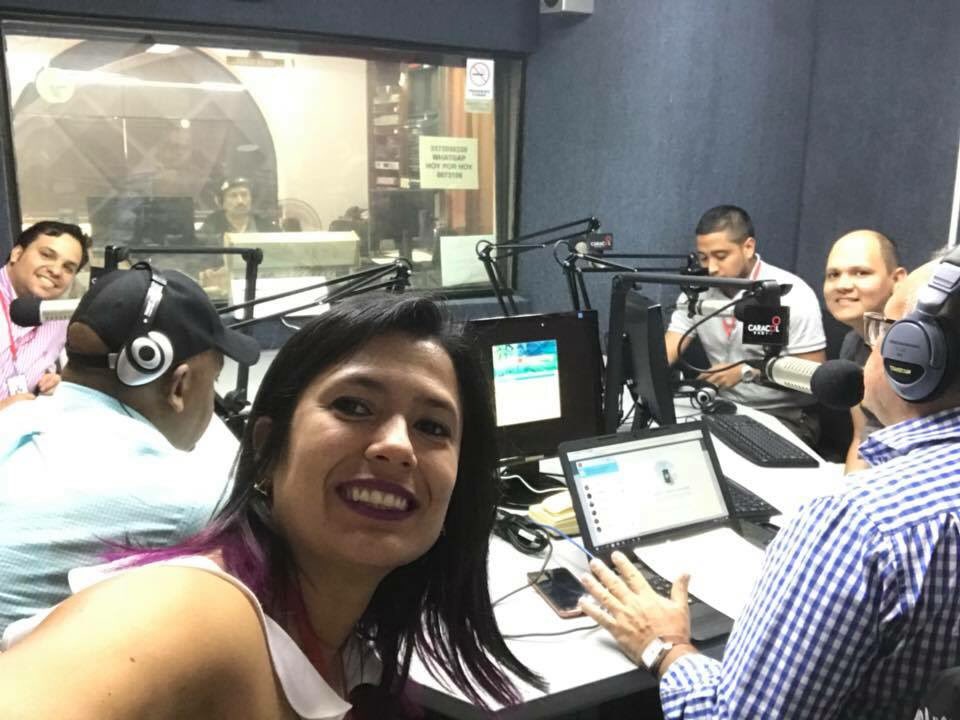AppscoCali's tweet photo. En @Caracol_Cali nos encontramos hoy con algunas de las empresas de https://t.co/EleaEKhdHK Cali @oscarospina_st #Enfócate #NovaIp https://t.co/UJHjHL4lER