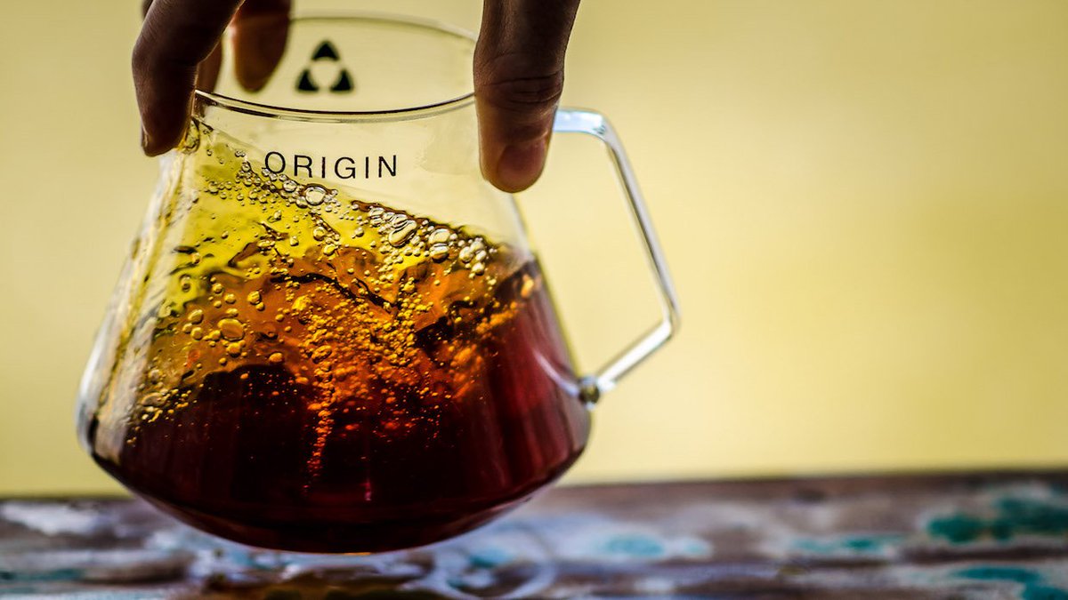 DailyCoffeeNews's tweet photo. Trinity One Maker Unveils the Origin Decanter For Pourover, Cold Brew and Wine https://t.co/MWJETHCtJf https://t.co/TjUTEB9Guw