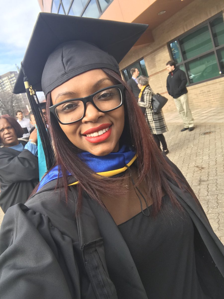 BrownSkinBrey's tweet photo. This black girl is not a statistic.... βπ½ degrees!! Now itβs time to elevate #ubgrad #masteredit https://t.co/jnZIatMacR