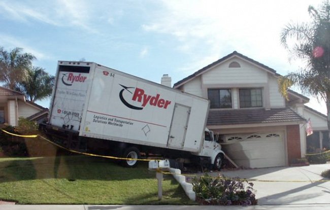 MorrisonMoving's tweet photo. This could be an example of the door to door moving services you could expect from some random mover off Kijiji!
Contact Morrison Moving now at (905) 525-8332 to prevent a moving nightmare. https://t.co/okeWkEdlNc
#MorrisonMoving #cheapmovers #bestmoverhamilton https://t.co/Ghjow4pE2K