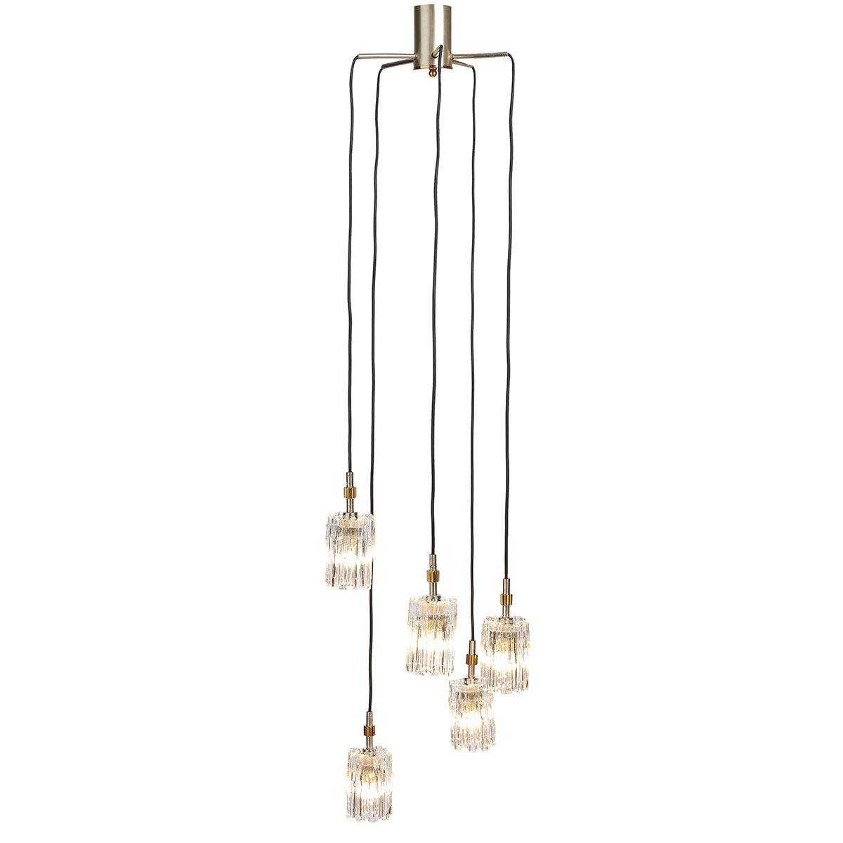 rubywattslights's tweet image. Catch the eye of your guests with this original Hillebrand from the 1950-1970 period. New to the Ruby Watts Vintage Collection, this exclusive piece will create a wonderful ambience in any setting. #HillebrandLighting #RubyWattsVintage