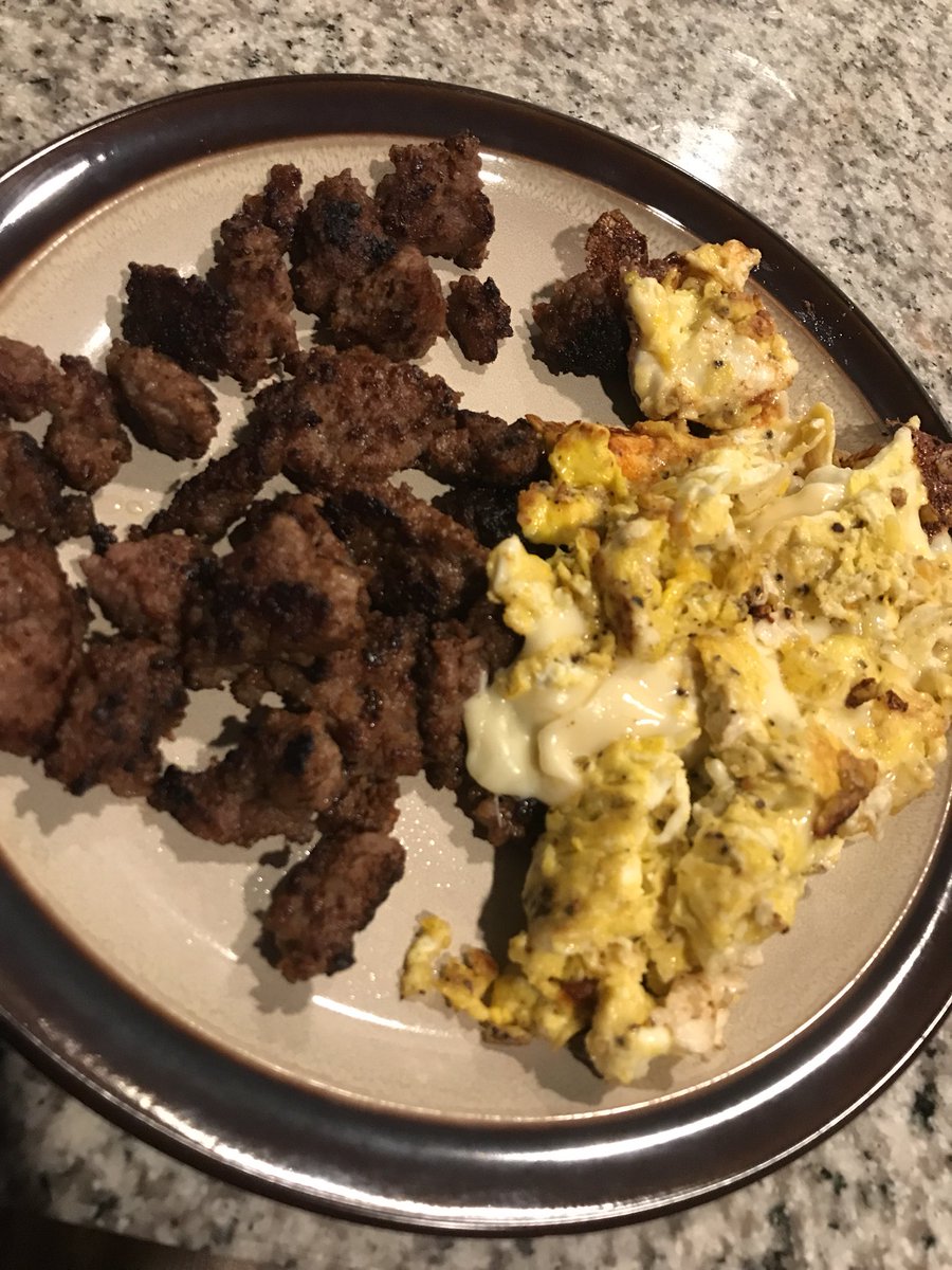 SortaStupidRuff's tweet photo. Good morning everyone!
What did you have for breakfast today? #BreakfastMonday #sausage https://t.co/V8GjD5kc1C
