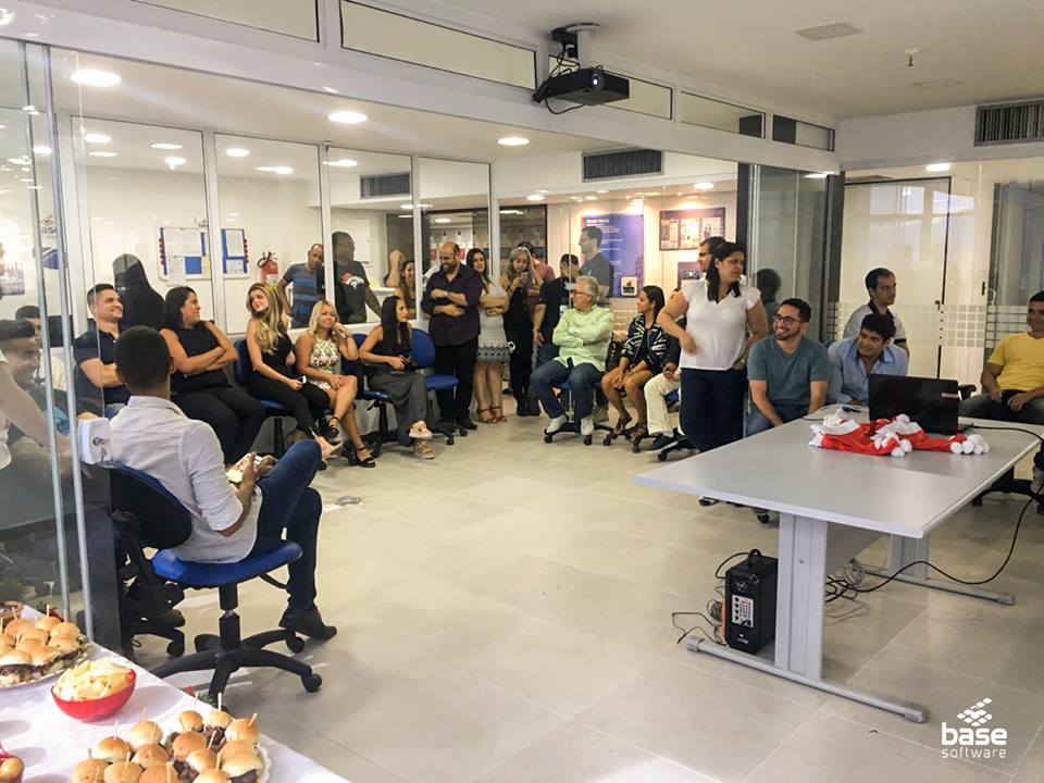 basesoftware's tweet photo. Dia 15/12 teve festa aqui na Base! ✨

Rolou a nossa confraternização de fim de ano. É hora de comemorar o que passou e planejar o ano que vem por aí, cheio de novidades! 🥂🎉 https://t.co/jBXpDZwNVx