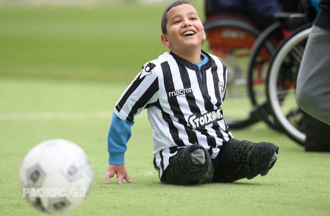 View image on Twitter