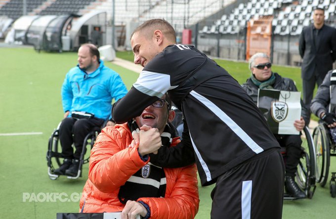 View image on Twitter