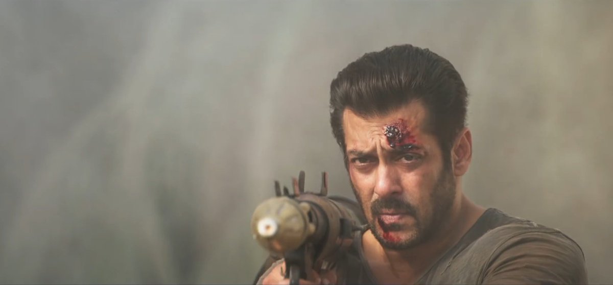 Salmanschic's tweet photo. Tiger is a rage! 
4 DAYS FOR TIGER ZINDA HAI 🔥 https://t.co/uDDcrQ0WLw