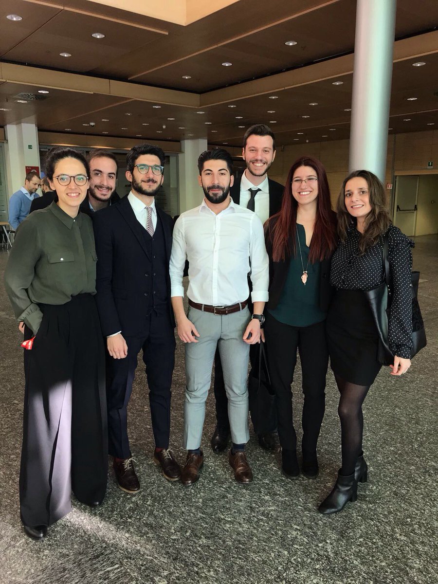 mardiruo's tweet photo. @virginactiveIT @Formazione24ORE @VesuviOz @GoAnass @IlarioVolpe Eccoci! Gruppo #JoinTheRevolution! 😃
Grazie @virginactiveIT per averci dato l'opportunità di metterci in gioco con questo #projectwork! 
Abbiamo lavorato duro ma ci siamo sopratutto divertiti! https://t.co/0KKrcUWbSO