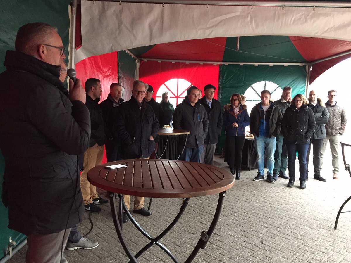 Complimenten OK voor uitvoering en pleidooi voor bypass bij turborotonde Hasselt #N331 tijdens openingshandeling #nijverheidstraat #genemuiden. Zie bericht op okgenemuiden.nl