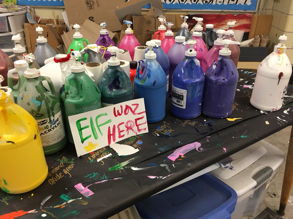 Our #elfontheshelf has been causing some chaos in the art room.... I wonder what the rest of the week holds for our visitor! 🎄🎨