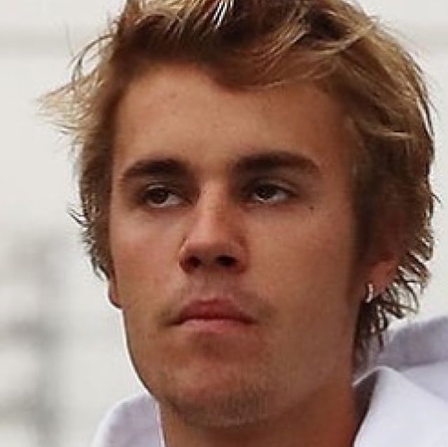 jdbiebertg's tweet photo. ME 24x7. https://t.co/kNLdBKsFBw