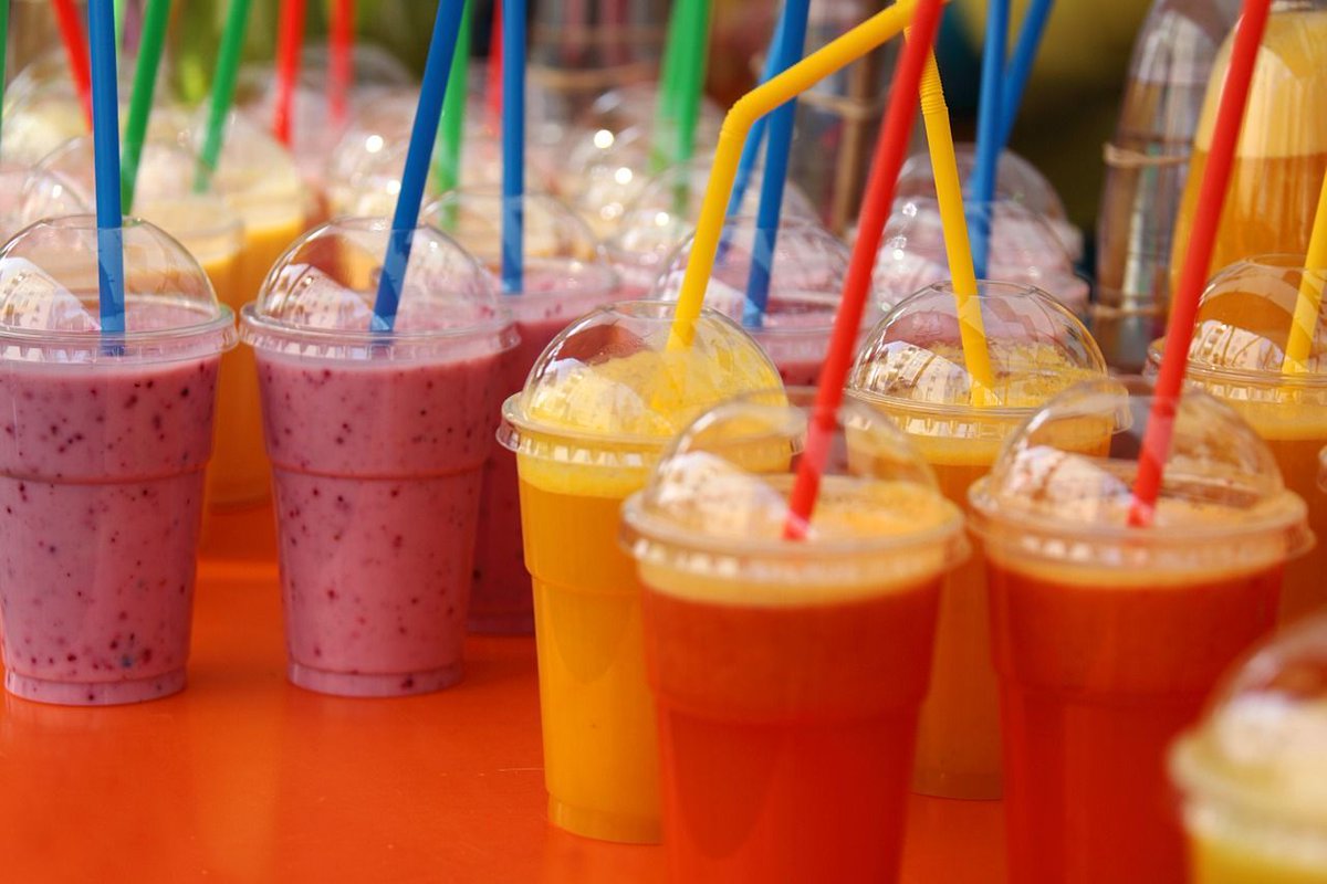 ZipHubDeals's tweet photo. Craving something sweet without the guilt this holiday season? Stop by Berry Blendz on Lake Mead for an exclusive ZH deal - Buy One Get One Half Off! Find it at https://t.co/dXupvfu2Ru Sweet healthy goodness! #smooties #holidaytreats #loveoneanother #vegasdeals #mondaymotivation https://t.co/Z73YNme1l1
