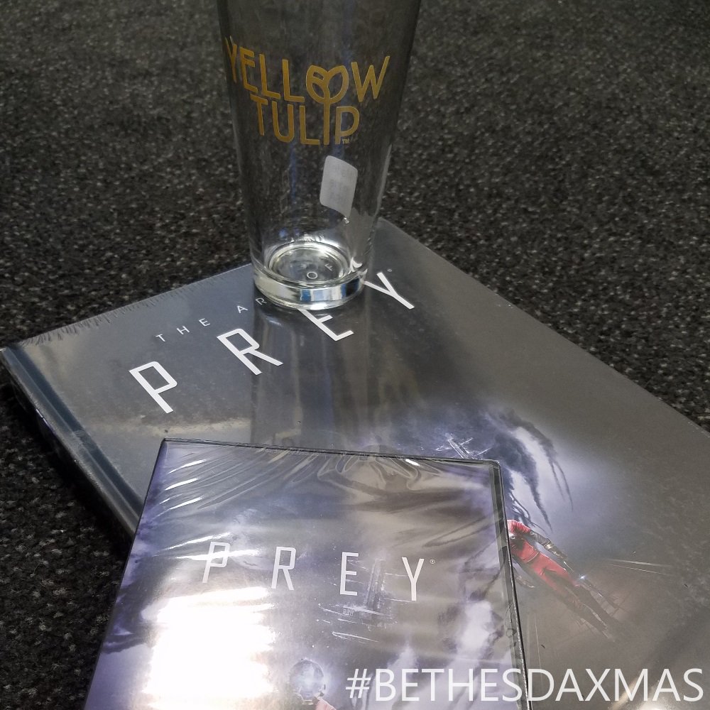 bethesda's tweet image. RT to enter! We're here to give you that #Prey Talos I style. You can win:

- Prey (platform of your choice)
- Golden Tulip pint glass
- Art of Prey art book

Official Rules: beth.games/2ADd8WY

Merry #BethesdaXmas