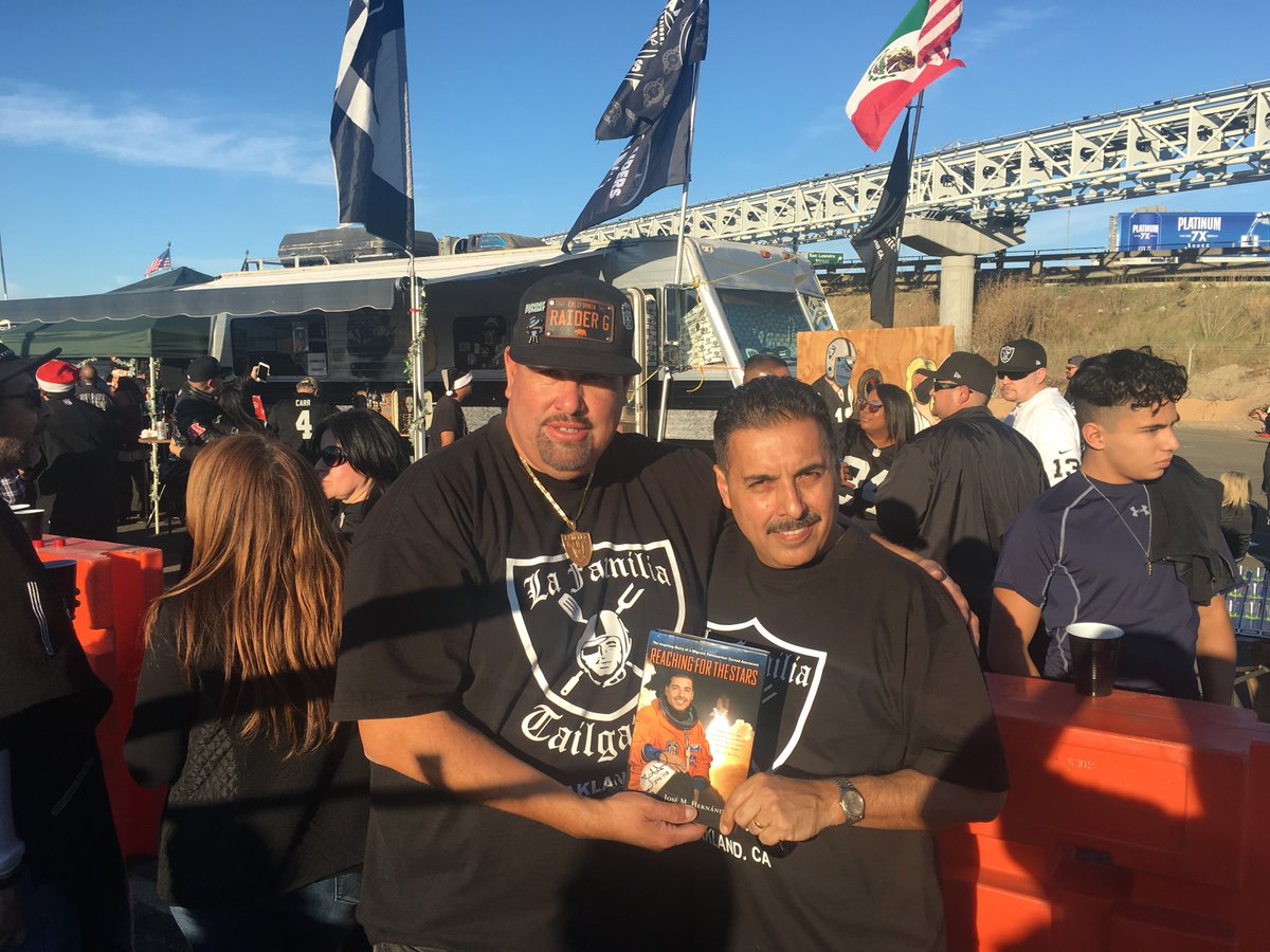Astro_Jose's tweet photo. Yesterday at the Raider - Cowboy game! Nice tailgate party with La Familia Tailgaters! It’s priceless to share these moments with my two sons! Oh yes the Raiders lost! :-( #WaitTillNextSeason https://t.co/G7NR88LxJk