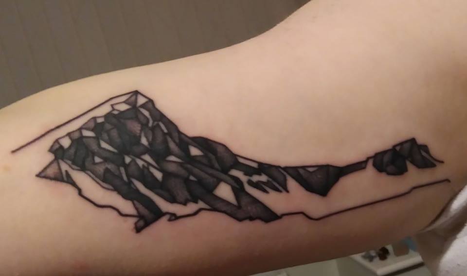 Anyway I'm home and here's a photo of my new Glittertind tattoo!