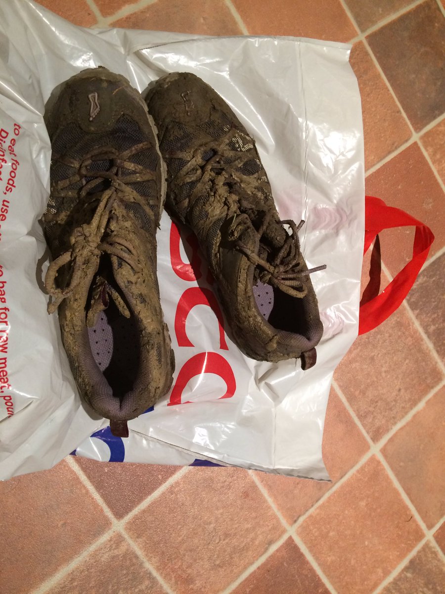 EVLPreston's tweet photo. Explaining my absence for days 15, 16 &amp; 17 of #cnrun - spent in the Welsh back end of beyond with no signal or wifi. Conditions (read: knee deep mud) led to runs becoming power walks-but digging out every step has done muscles the power of good! Picking speed back up tonight... https://t.co/cm0KNEk3SQ