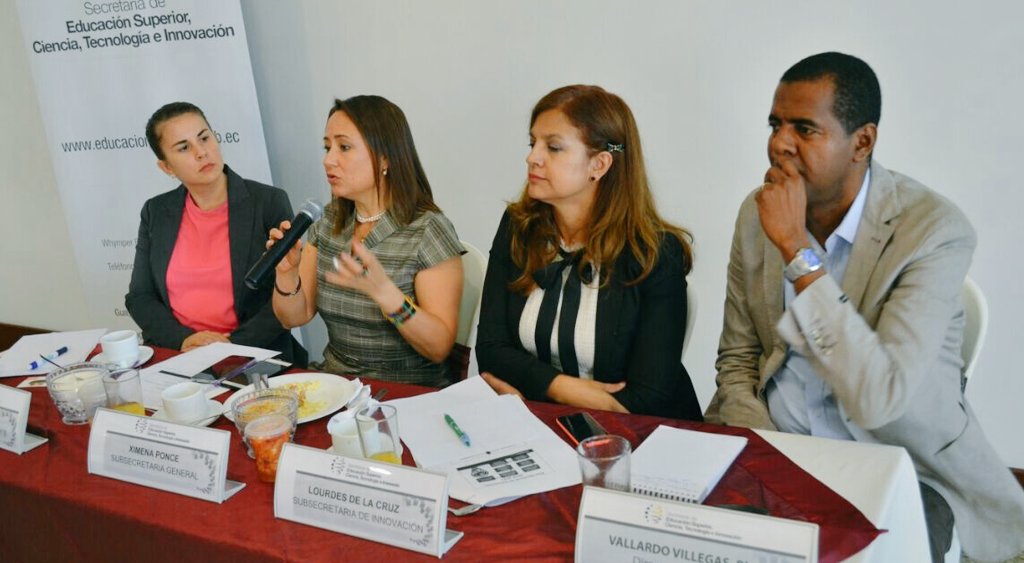 vallovig's tweet photo. @Nestle @GRUPASA #Mexichen-Plastigama #LaFabril @ANDEC_SA @RivalPlasticos @innobis_ec @TelconetEcuador @telinksa @Biobacsa @Alfadomus_Ec y otros Empresarios y @EduSuperiorEc convergen a afinar políticas para el Ecosistema I+D+i @AugustoBarreraG @Lenin @XimePonceLeon @MajoDeLuca https://t.co/Q8SKn2zvhH