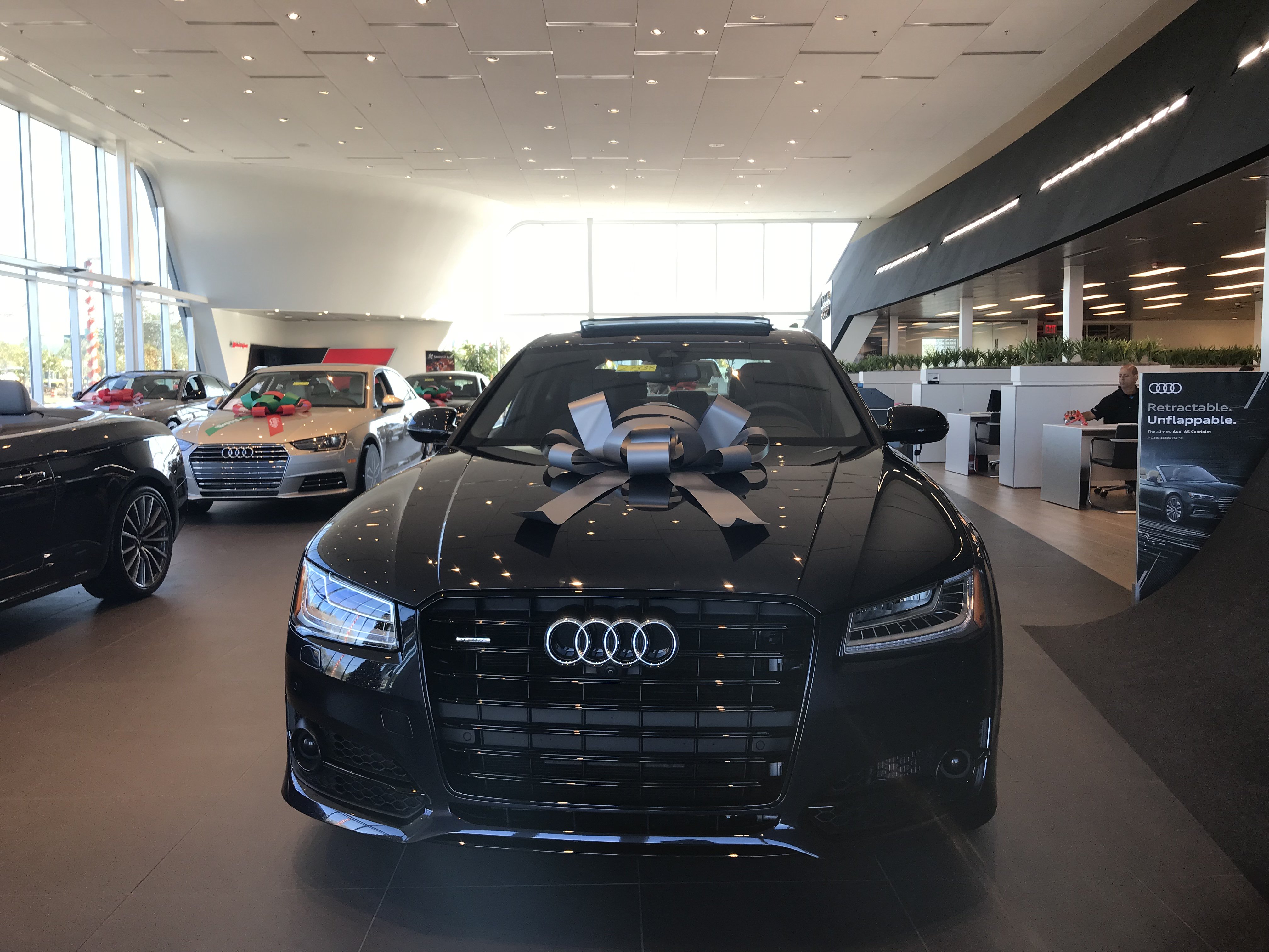 Twitter पर Audi Sarasota This 17 Audi A8 Sport Quattro Tiptronic Arrived In Our Showroom Just In Time For The Holidays Stop In And See It For Yourself Today During The Seasonofaudi