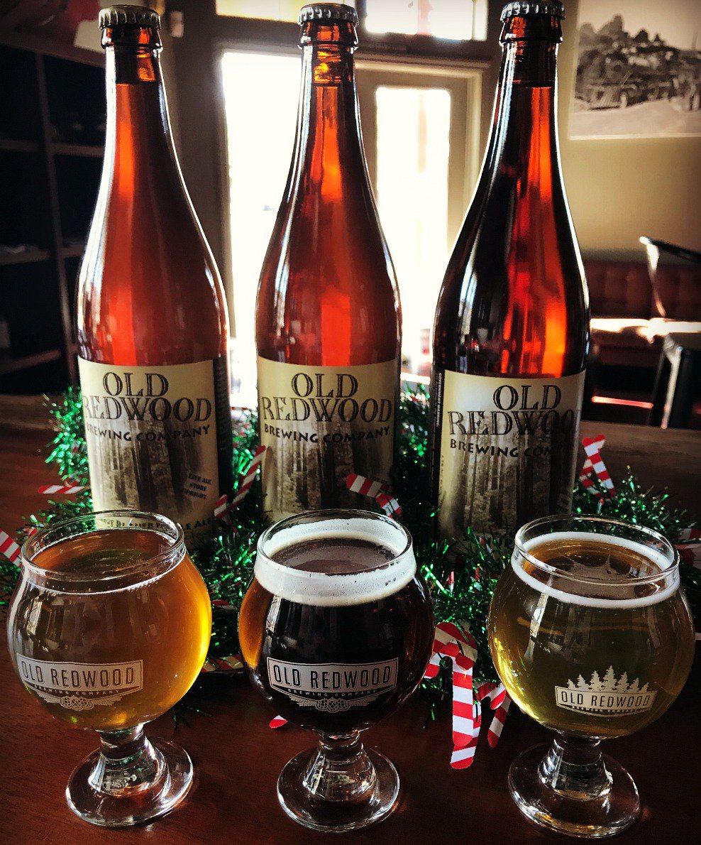OldRedBrewing's tweet photo. What do you give a beer lover for Christmas? Old Redwood beer, of course! 🎁🍺 #HolidaySeason #CraftBeer https://t.co/aCRygFXO21