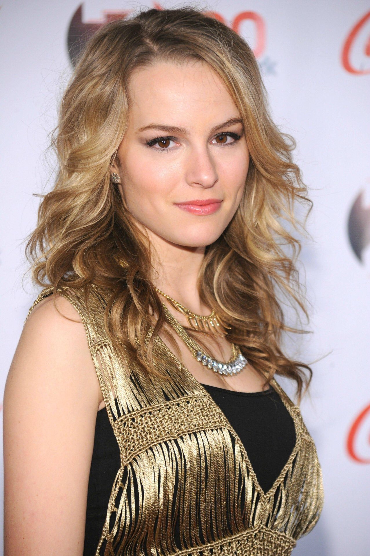 Happy Birthday to Bridgit Mendler, she turns 25 today    
