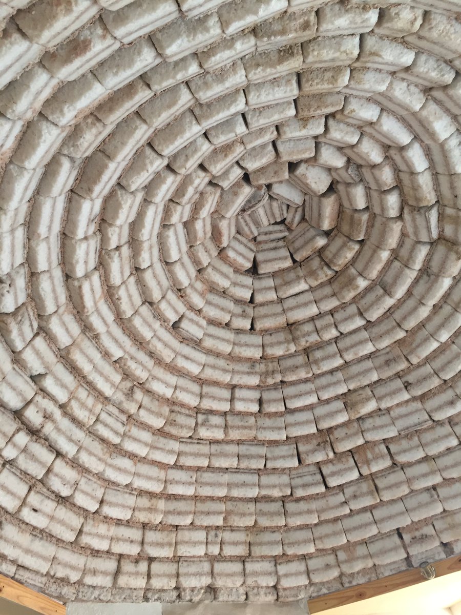 IntenseBolivia's tweet photo. Here's one for the bucket list. Visit the amazing #UyuniSaltFlats of #Bolivia and sleep in hotel made entirely of salt. Hurry, this itinerary is 20% off until the end of December. #BucketList2018 #Tripofalifetime #traveladventure #intensebolivia https://t.co/qJsWrbU8kF https://t.co/VrNBNgWJUv
