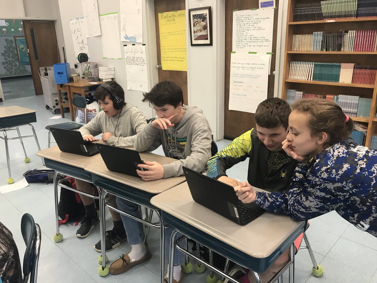 gradyryan1's tweet image. More with our #HourOfCode2017 orchestrated by @RoadenMC this time in Middle School @bethel_school #WeAreWatauga