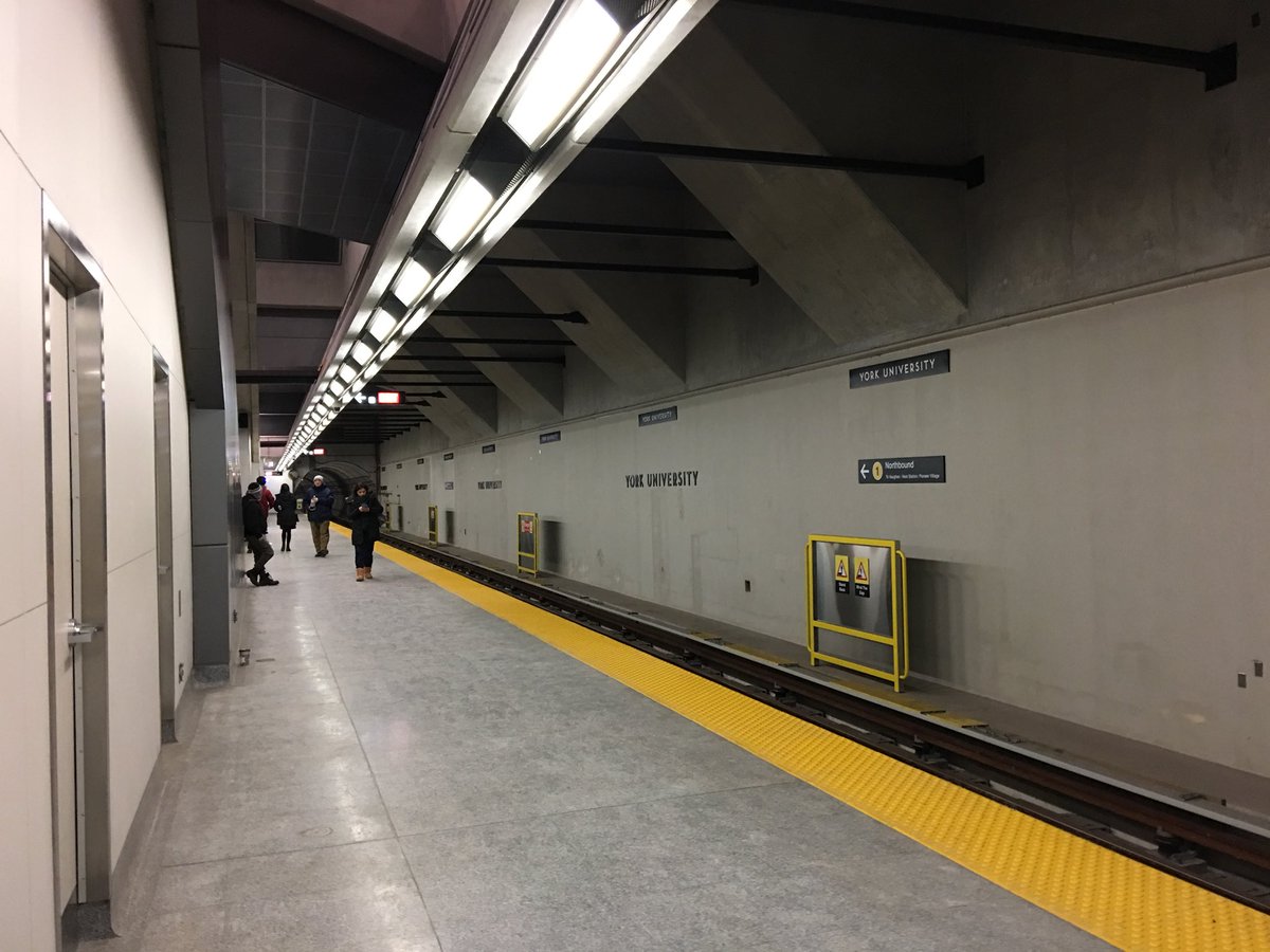 brazilian_wave's tweet image. York University é uma das 6 novas estações da linha 1 do metrô de Toronto. Pela primeira vez a maior cidade do Canadá é conectada a outra por metrô.

#ttccommunity #ttcline1 #yorkuniversity #toronto #canada150 #BrazilianWaveMagazine #waveonthego