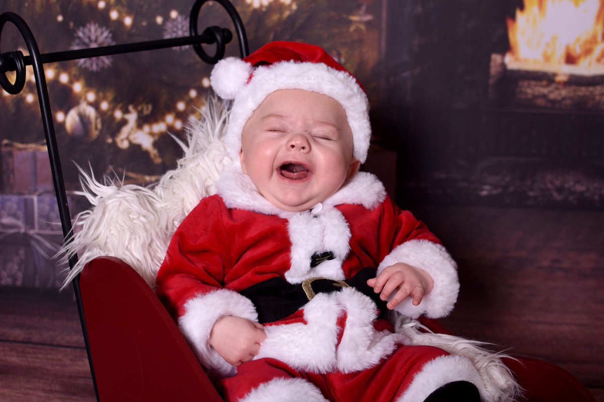 haannaahCxx's tweet photo. My very own little santa baby π
πΌ #cartersfirstchristmas ππ https://t.co/zEAbnYU8s5