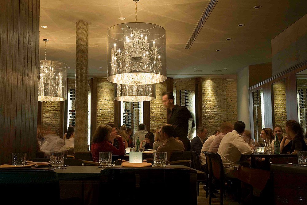 SepiaChicago's tweet photo. Celebrate this New Year's Eve in style at Sepia: https://t.co/8TN7neitGg. https://t.co/yWFz1ddCVO