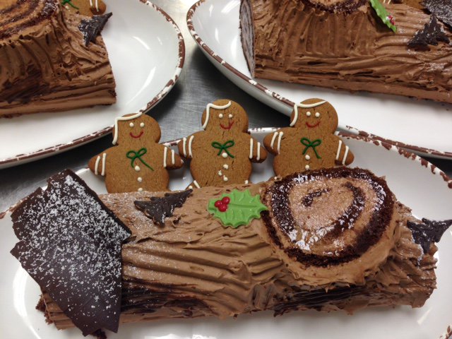HyattMissionBay's tweet photo. Come join us here at the Red Marlin for Christmas Dinner!!! https://t.co/1zDj8xFKjj
