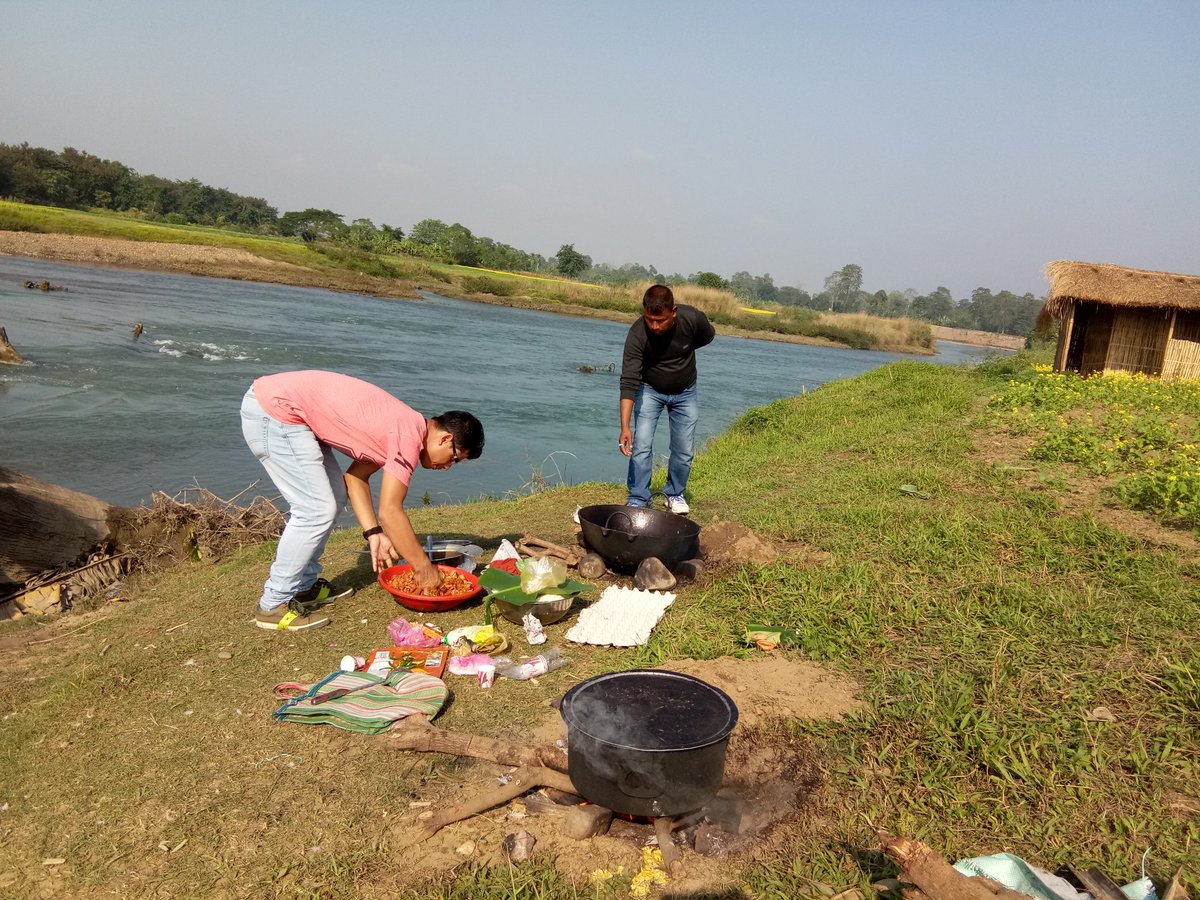 Mallika_Sarmah's tweet photo. We enjoyed d day And we didn't forget to clean d place before leaving #MyCleanAssam #AwesomeAssam https://t.co/Moj9Cah0Jz