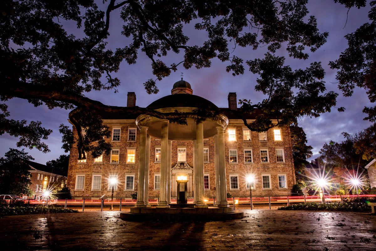 HereAtUNC's tweet image. And to all a good night! ✨