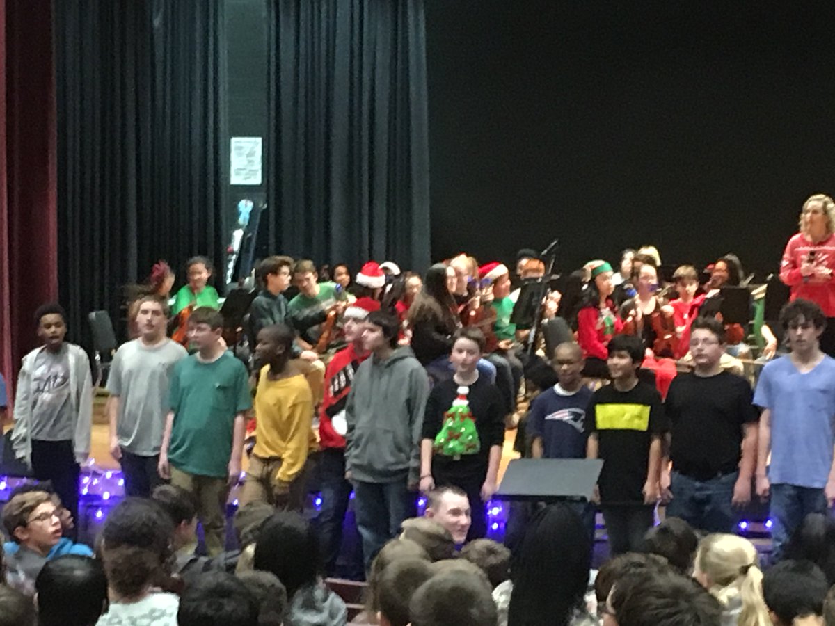 CLMSActivities's tweet photo. Music assembly for the Holidays!!! https://t.co/6vlas6piYa
