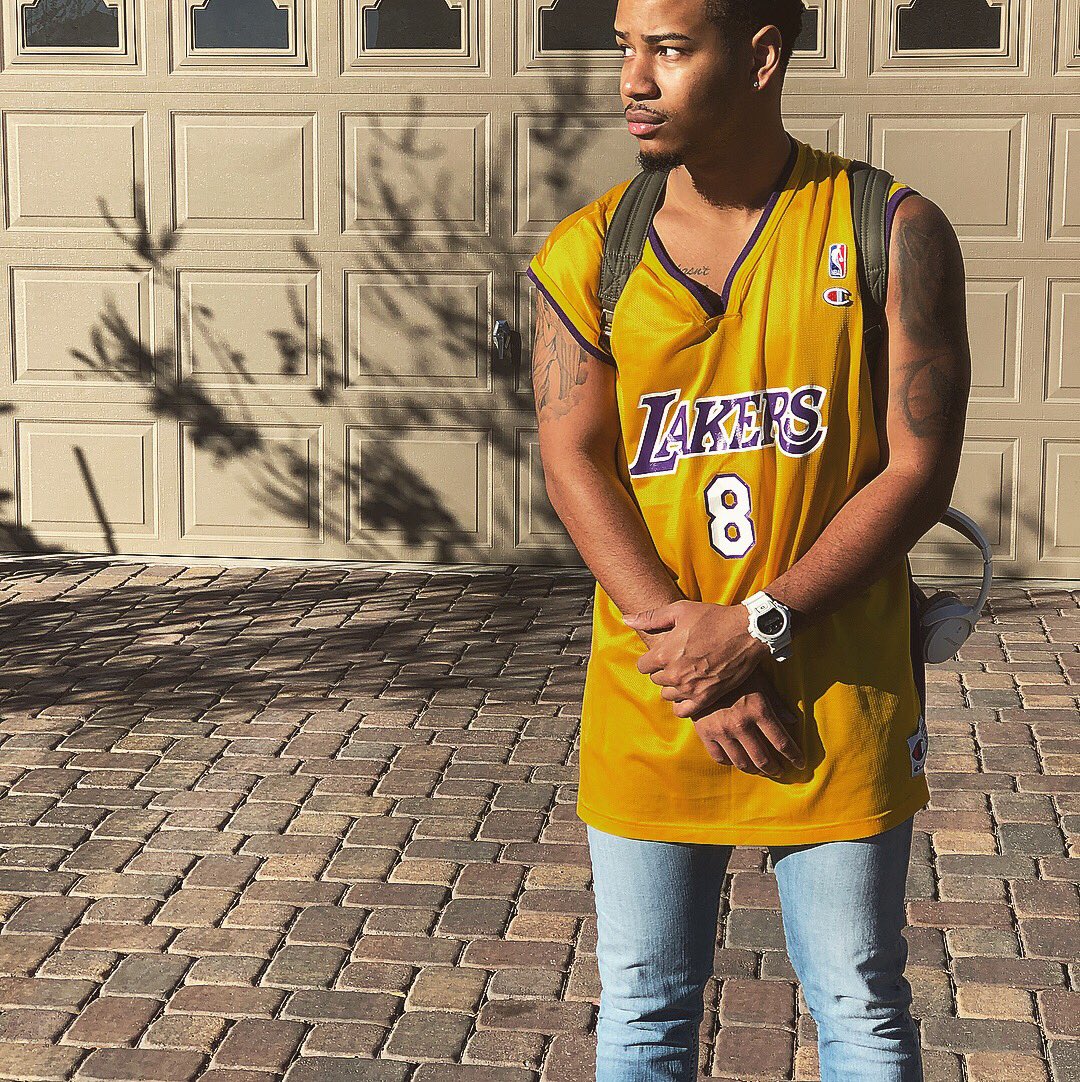 jacobbodega's tweet photo. #8Kobe dropped 81. All I’m saying 🤷🏽‍♂️🤫 #MambaMentality https://t.co/bg0wTAXbbN