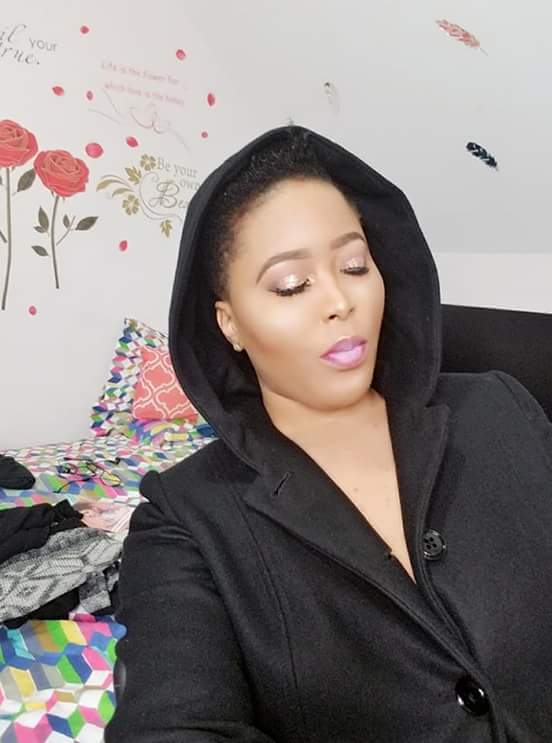 bolawellington's tweet photo. ProMua
Ask her how she did this
#lethermakeUover..
#thankSis
#keepdoingWhatUlove https://t.co/laUENoiU6r