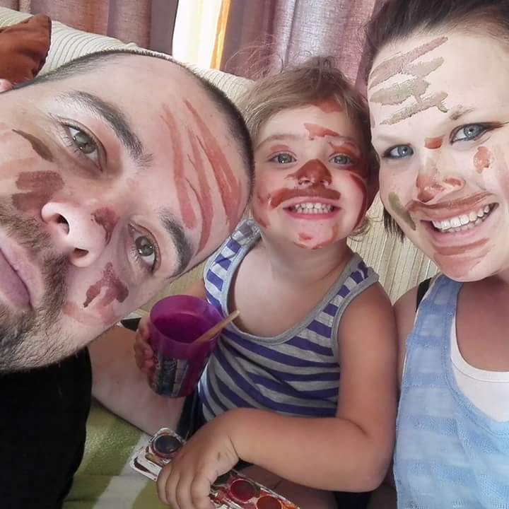 ChannelEverton's tweet photo. Never twll your 4year old paint where yiu want hahaha @StandardBankZA  #BankMySummer https://t.co/1LLqOqHj8N