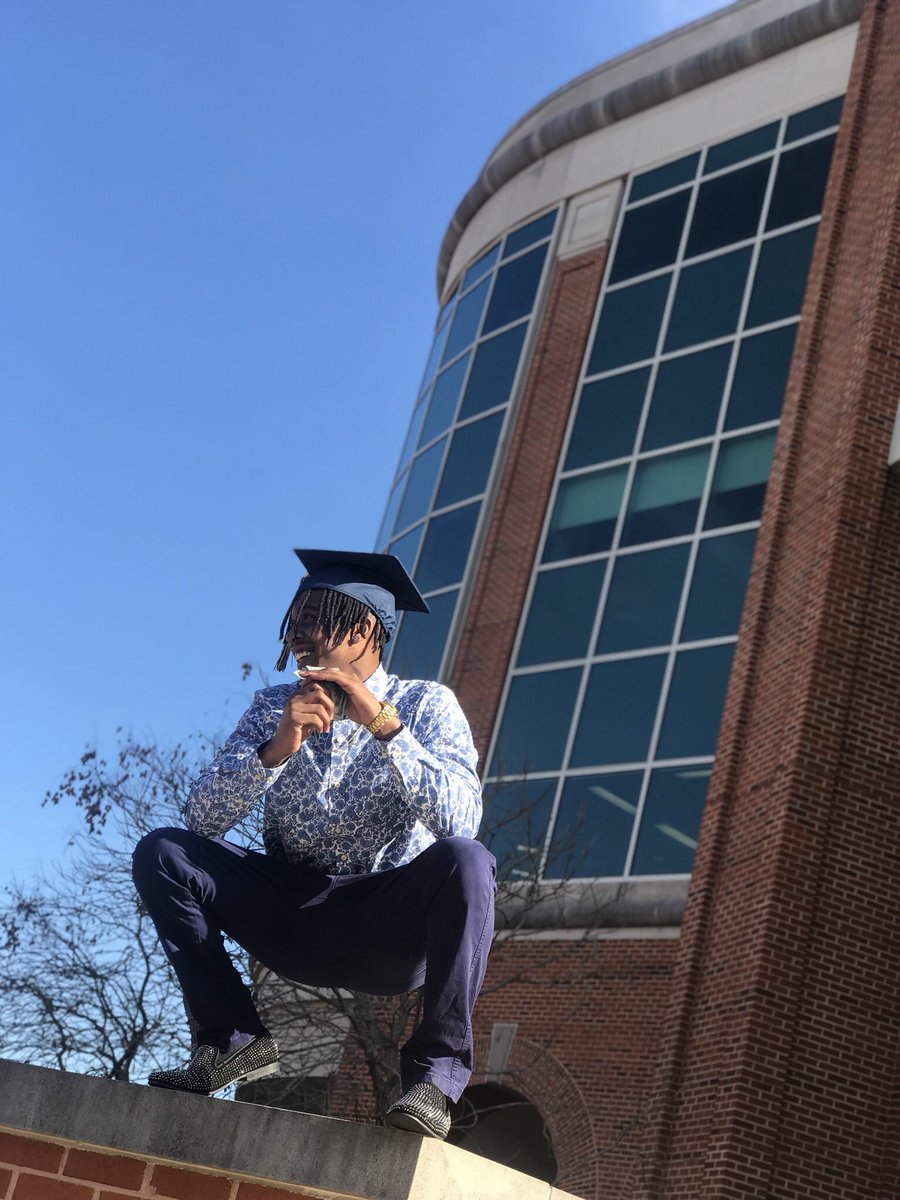 TonioTwoTimes's tweet photo. Aight Den! ππ€ #ETSU17 https://t.co/1bcHVLWWeZ