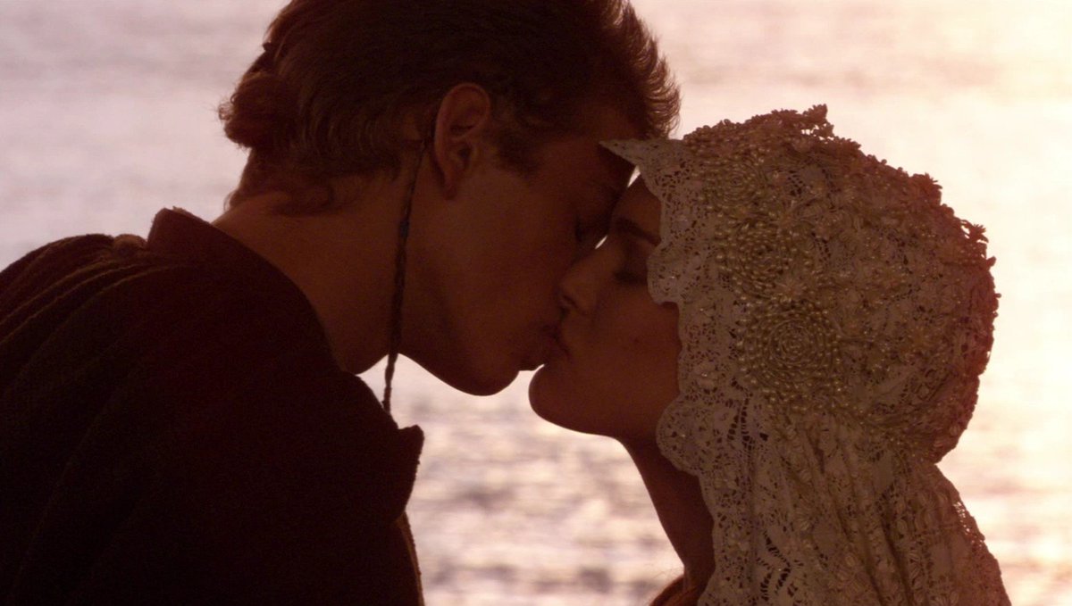 Anakins_Love's tweet photo. //Newish Padme. Not new to character or #SWRP. Ships with Anakin or Chem. Feel free to RT and follow. https://t.co/sDCyXPsBR6