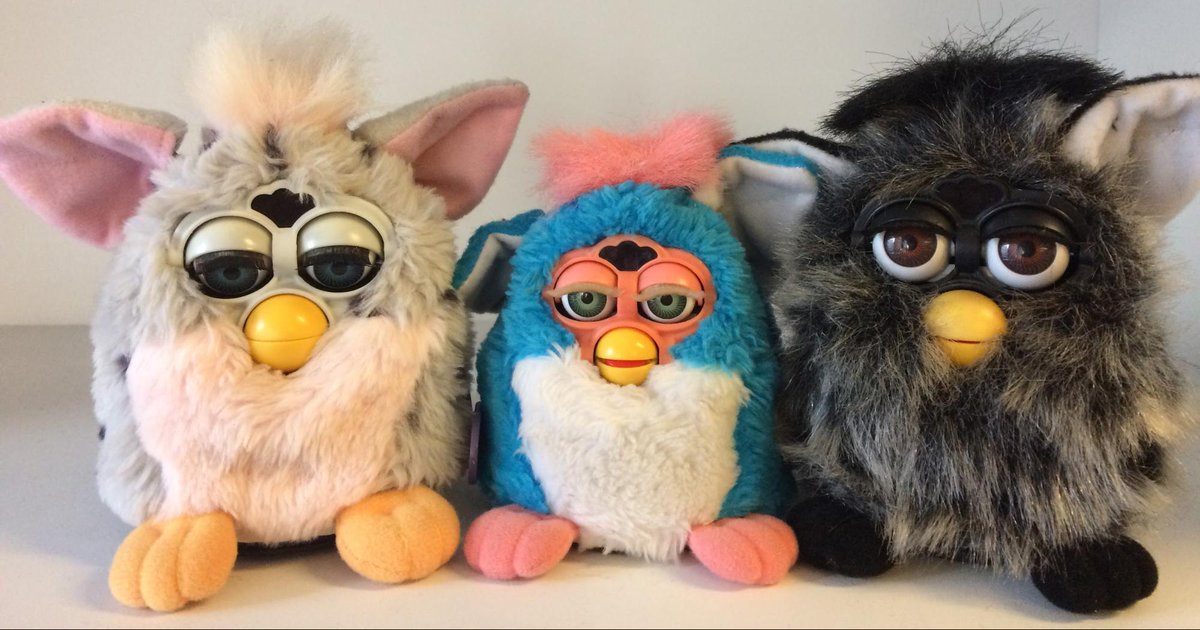 ideo's tweet photo. Looking for a one-of-a-kind gift this holiday season? Why not try hacking a Furby with this guide from @IDEO Chicago's @mediumrehr: https://t.co/NwnCymr1GC #IDEOLabs https://t.co/sCilTL2Jnh