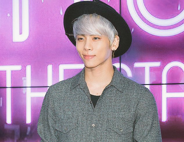 ChinguWorldmx's tweet photo. #StayStrongShawols #jonghyun #kpop #chingus apoyemos,  fuerza. Las.  Queremos ❤️❤️❤️❤️ https://t.co/iSSFeEpCpW