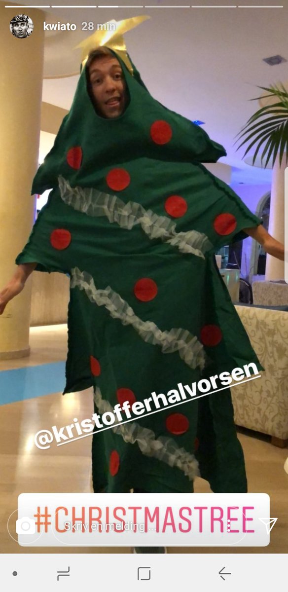 Kristoffer Halvorsen tar Team Skys julemiddag til nye høyder.