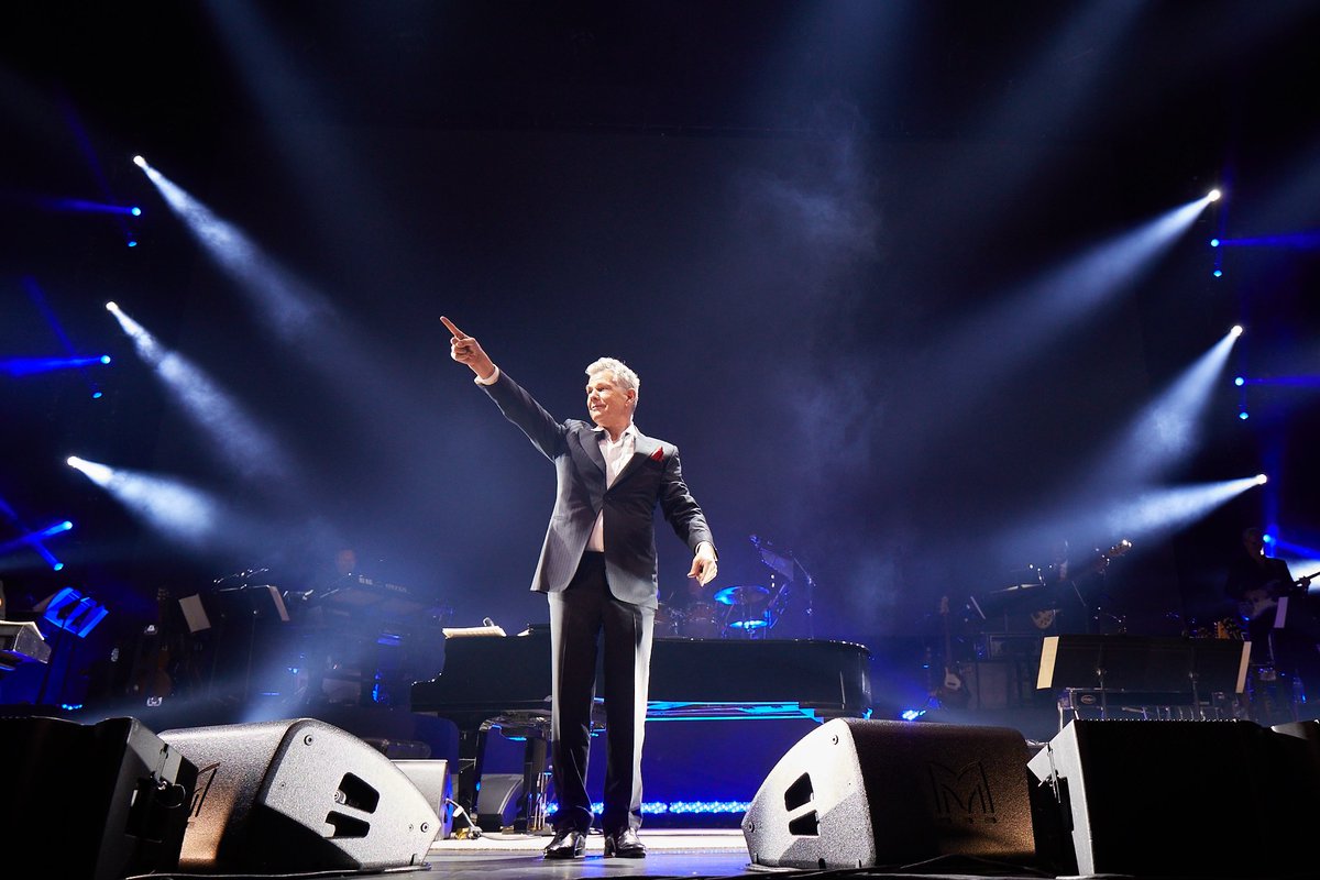 DavidFosterFDN's tweet photo. Have you seen the highlight video from the #DFFGala? You will want to see the incredible performances from Steven Tyler, Jay Leno, CeeLo Green, Reba, and more! Watch now - https://t.co/rnVyfsety7 #DFFCelebrates30 https://t.co/OUhtLjfCgk