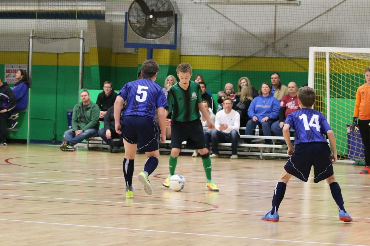 Coach_GeoffL's tweet photo. Here are a few shots from the @TonyGlavin_SC 03 boys @slysaleague Futsal matches. #winterdevelopment #workingontouch https://t.co/UQoutDfH4T
