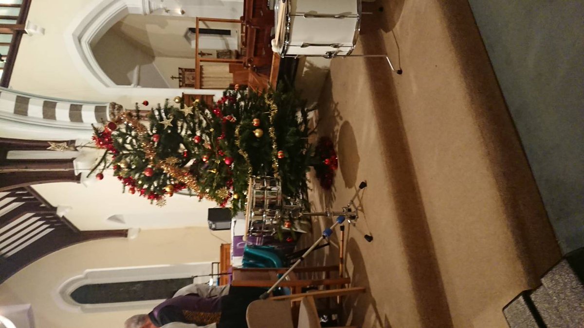 It's definitely Christmas time here at St Paul's Church in Newton Abbot! #devon #xmas2017 #xmastree #choir